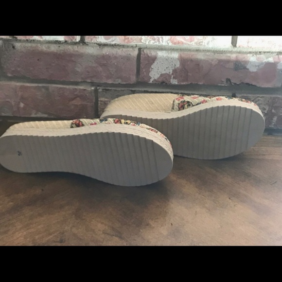 Jute Frida Shoes - Picture 3 of 4